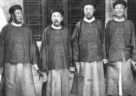 在清末对外战争中，淮军和湘军的战斗力差距为什么会那么大