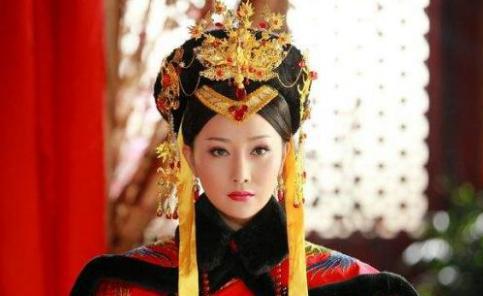 婉容：作为中国末代的皇后，她的一生为什么差距那么大