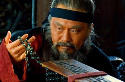 曹操的头疼病是怎么好的