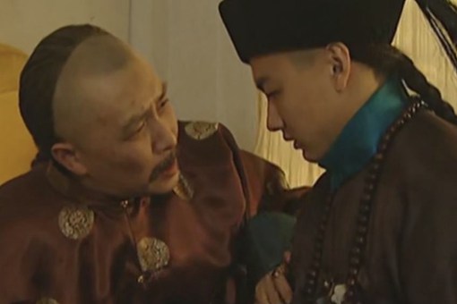 弘时为什么会被削宗籍?