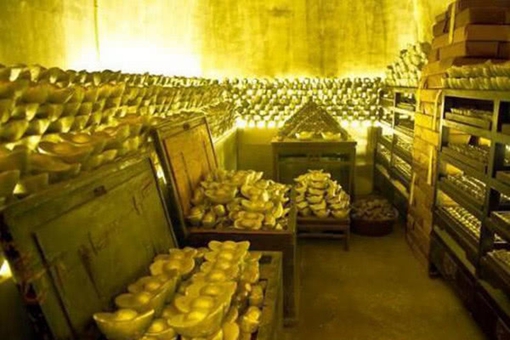 和珅死后,嘉庆真为什么给他留全尸?