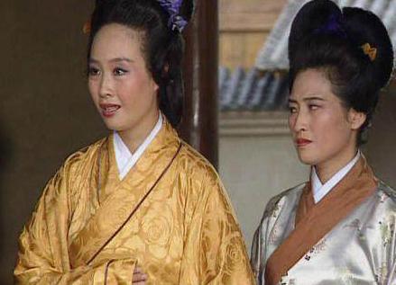 为什么刘备的女人敢抛弃他而去 而他却咬碎牙往肚子里咽呢