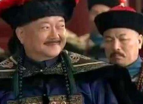 俗说话和珅跌倒，嘉庆吃饱 为什么嘉庆等了三年才杀和珅的