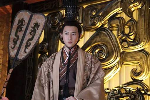 刘盈有六个儿子，皇位为什么给弟弟继承？