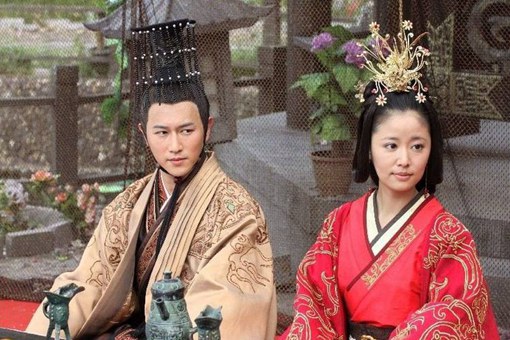 刘盈有六个儿子，皇位为什么给弟弟继承？