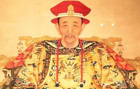 康熙皇帝权斗的一生!康熙是怎么一步步收拢皇权的