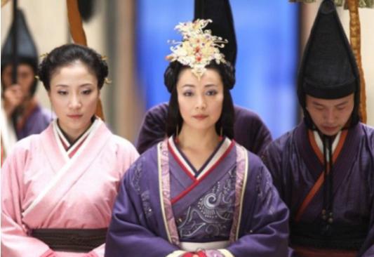 刘邦为了戚夫人大费周折,为什么不直接废后扶戚夫人上位
