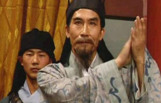 为什么司马昭手下杀了曹髦还能安然无事，他是怎么做到的