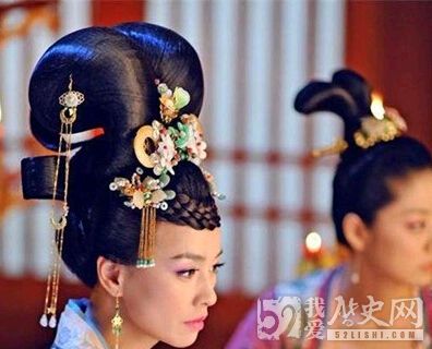 李世民韦贵妃为什么有两次婚姻？