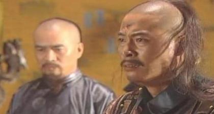 雍正继位是怎么对待兄弟的