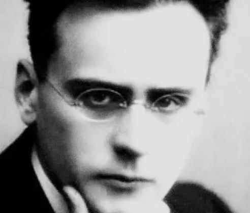 安东·韦伯恩是怎样一个人