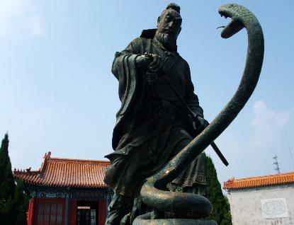 明明大夫可以明明治愈 为什么刘邦却选择放弃治疗呢