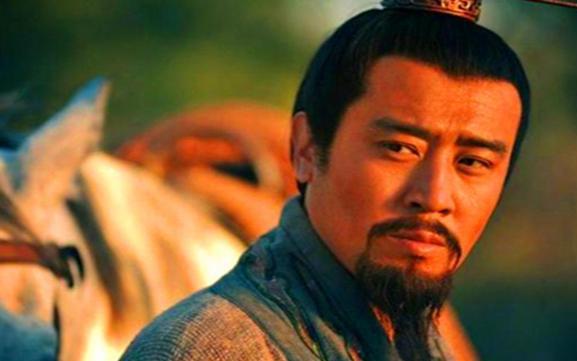 孙权一向对周瑜十分信任,为什么在这件事上却不赞同