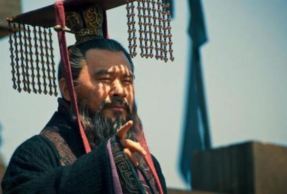 孙权一向对周瑜十分信任,为什么在这件事上却不赞同