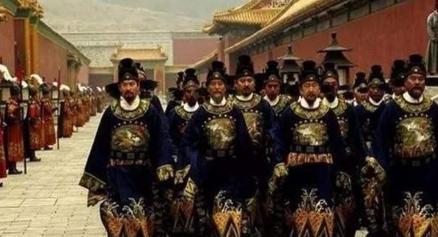 崇祯为什么苦苦的哀求大臣和亲戚借钱 而不是直接抄家来得快些呢