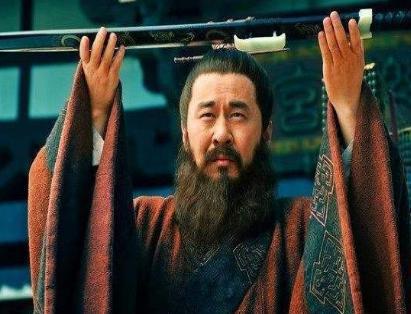 孙权比不上曹操和刘备 为什么他还能成为大帝呢