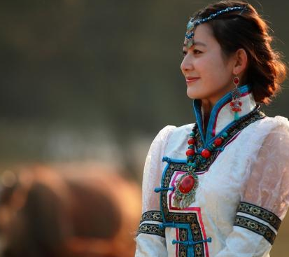 朱元璋推翻元朝后，如何处理俘虏的一大批蒙古女子？