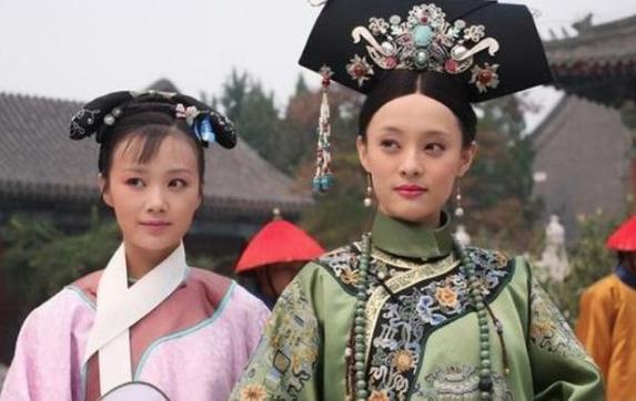 揭秘:清朝后宫嫔妃为什么需要宫女搀扶着走路
