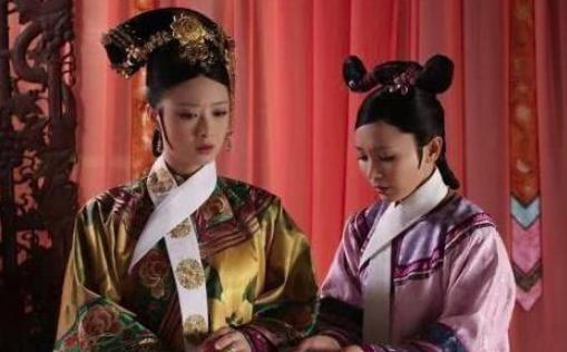 揭秘:清朝后宫嫔妃为什么需要宫女搀扶着走路