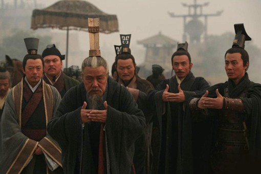 哪些是商鞅变法不好的方面，为什么说商鞅变法强国却摒弃了道德