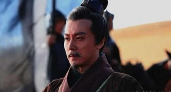 董卓怎么灭汝南袁氏全族的