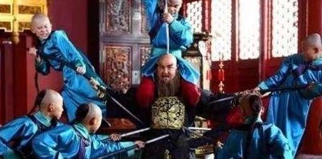 康熙为什么让一群孩子生擒鳌拜 而不是动用大内高手呢