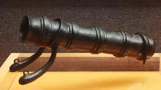 明朝既然出现火器，为什么清朝继续使用冷兵器作战