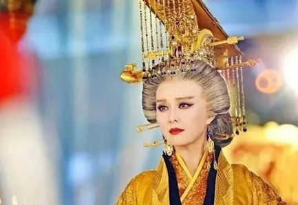 李显被武则天废黜后，是如何重掌权力的？