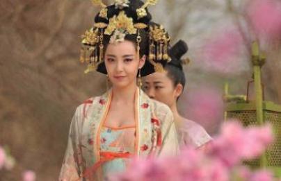 公主病重,驸马却在调戏小妾,皇帝知道后结果如何