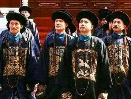 清朝官员上早朝都是空着肚子的 为什么他们不吃早饭呢