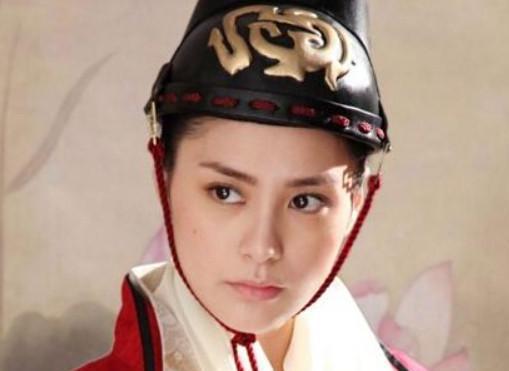 武则天为什么要杀了上官仪之后重用上官婉儿
