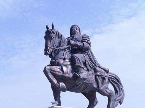 成吉思汗是怎么将1万人当10万人用的