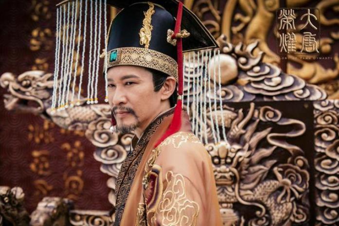 隆恩正盛的太子李亨，为什么要逼李隆基退位
