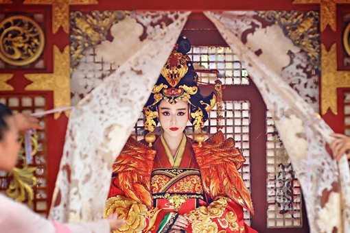 历史上那么多掌权的女性,为什么只有武则天称帝了
