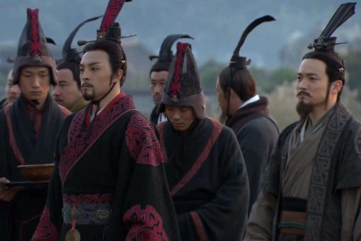 将六国玩弄股掌之间的张仪是怎么破坏六国合纵的?