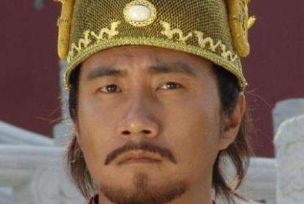 按道理来说他应该是被杀却活了下来 为什么其余儿孙则被杀掉呢