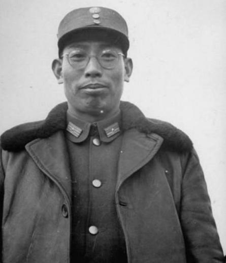 廖昂是大将许光达的老同学,他最后为什么会成为俘虏