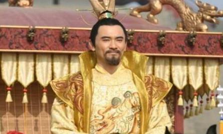 皇帝赐婚给他一个老太婆 为什么他却不怒反笑呢