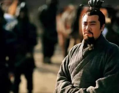 吕布曾经救过刘备 吕布被杀的时候刘备为什么会落井下石