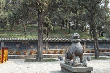 关羽为什么有两座墓碑 墓中的女尸会是貂蝉吗