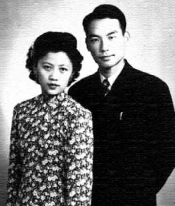 费侠我党一美女特工,为什么成为国军中统头目情人