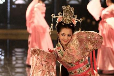 秦穆公为什么能成为春秋的第三位霸主