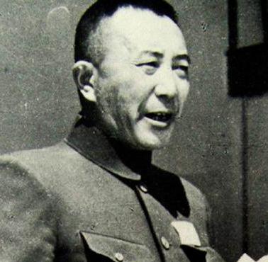 杨奇清救过朱，毛，周三巨头，为什么晚年过的凄惨