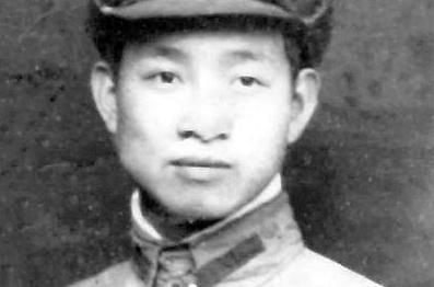 杨奇清救过朱，毛，周三巨头，为什么晚年过的凄惨