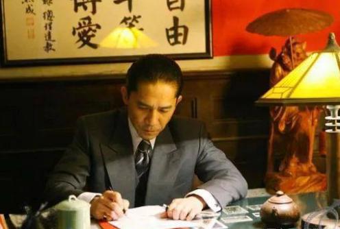 袁殊的生平如何