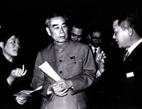 杨拯民为什么会痛骂蒋介石 又是谁教他怎么骂的