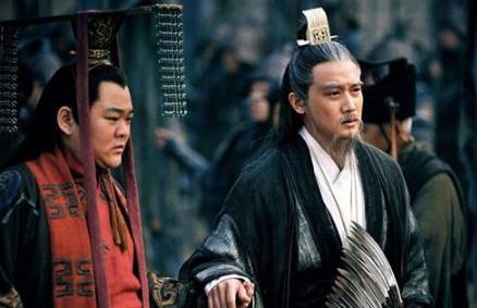 刘备临终托孤为什么选了两个托孤重臣