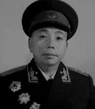 杨宗胜1955年授衔时，他为什么拒绝出席