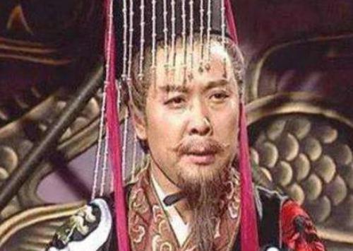 桃园结义张飞排第三，为什么死后张飞的谥号和官职都高于关羽