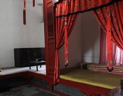故宫里的床为什么那么小 这个小床有什么讲究吗